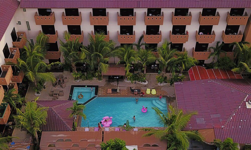 Cocco Resort Pattaya Bagian luar foto